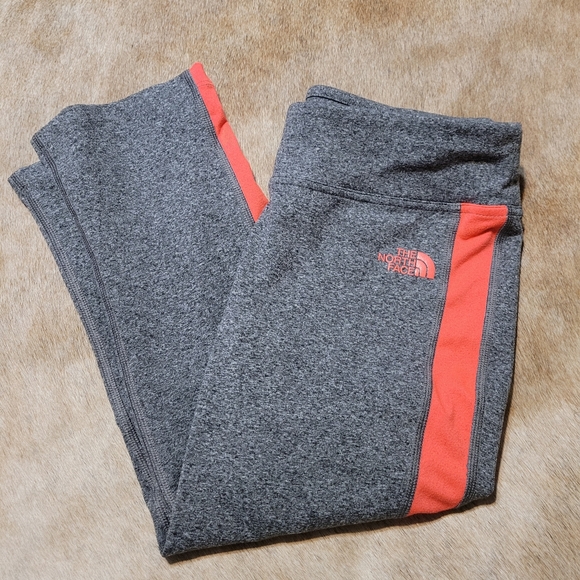 North Face capri leggings size small - Picture 3 of 3
